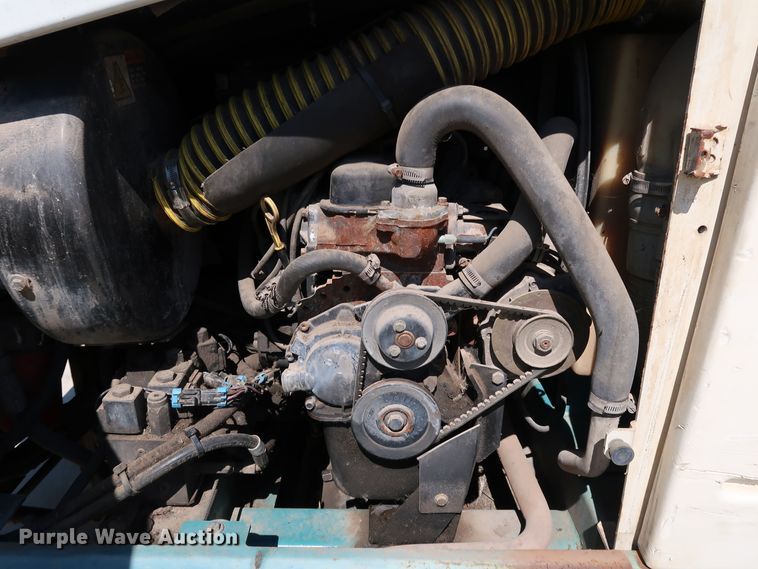 image for item KQ9760 Tennant 7400  sweeper