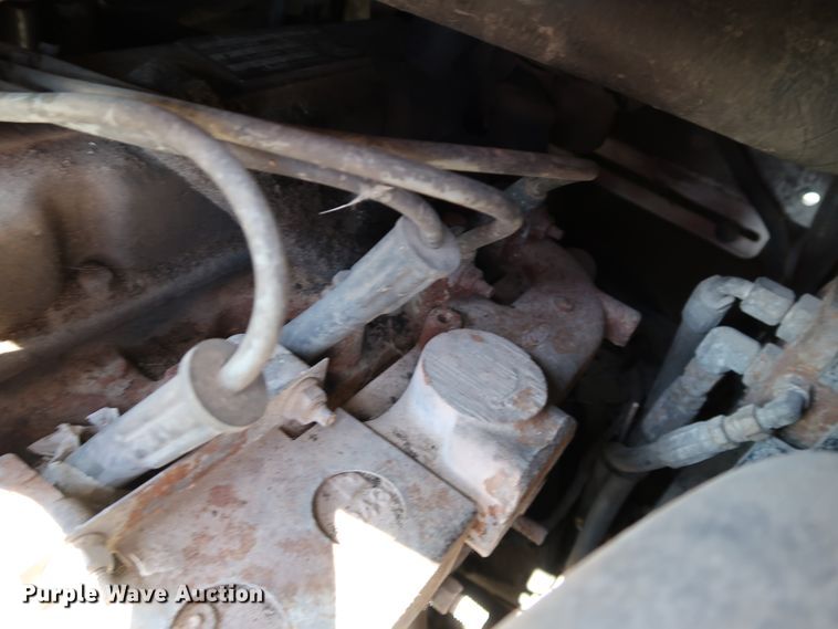 image for item KQ9760 Tennant 7400  sweeper