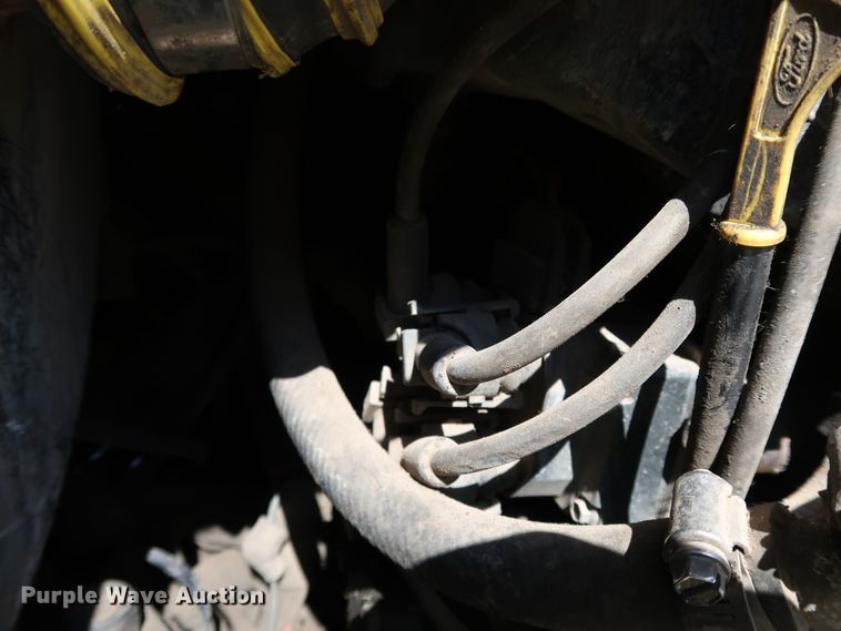 image for item KQ9760 Tennant 7400  sweeper