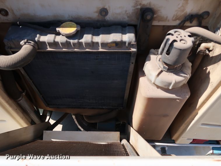 image for item KQ9760 Tennant 7400  sweeper