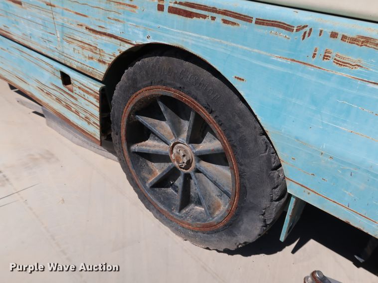 image for item KQ9760 Tennant 7400  sweeper