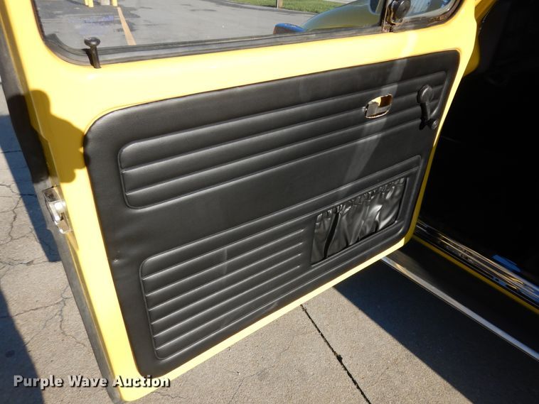 image for item KU9137 1972 Volkswagen Bug