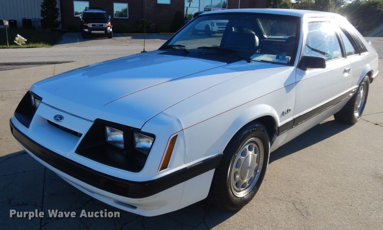 image for item KU9138 1985 Ford Mustang GT