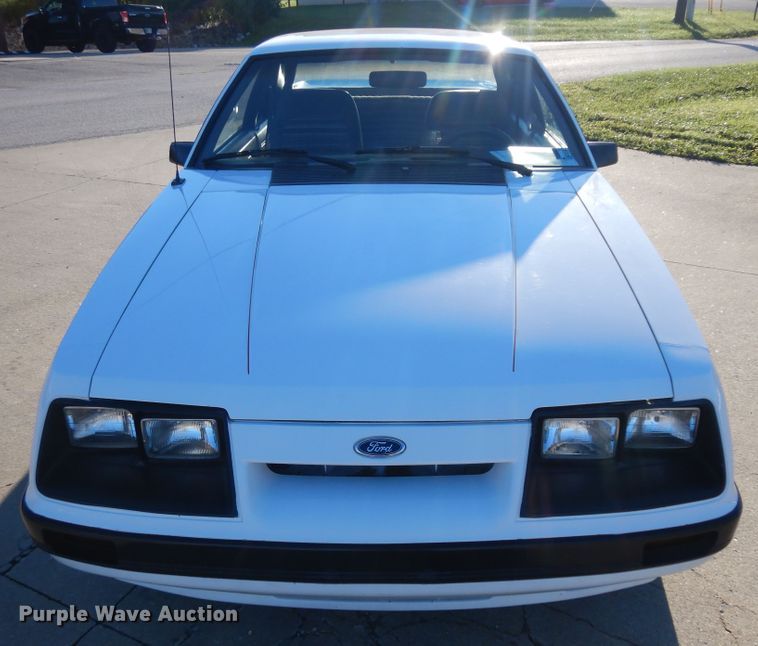 image for item KU9138 1985 Ford Mustang GT