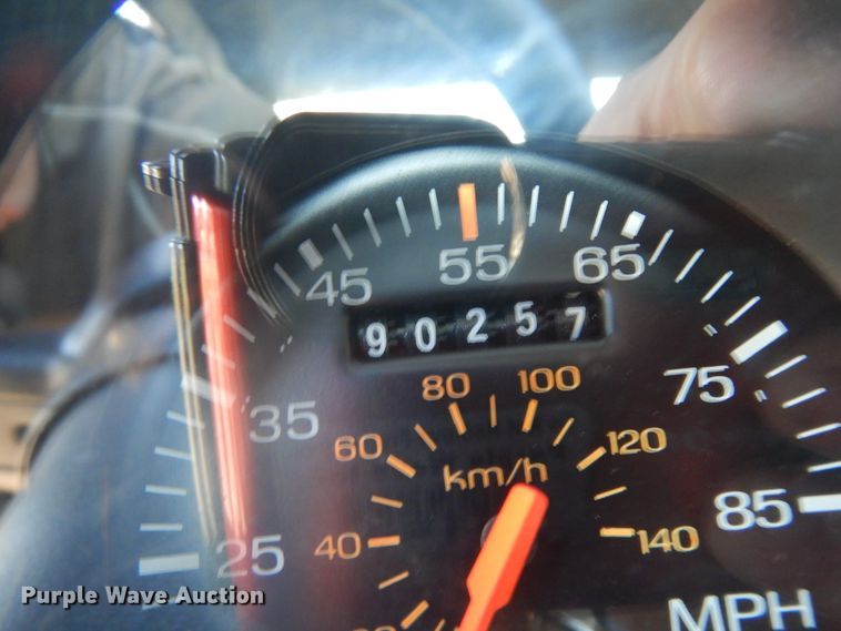 image for item KU9138 1985 Ford Mustang GT