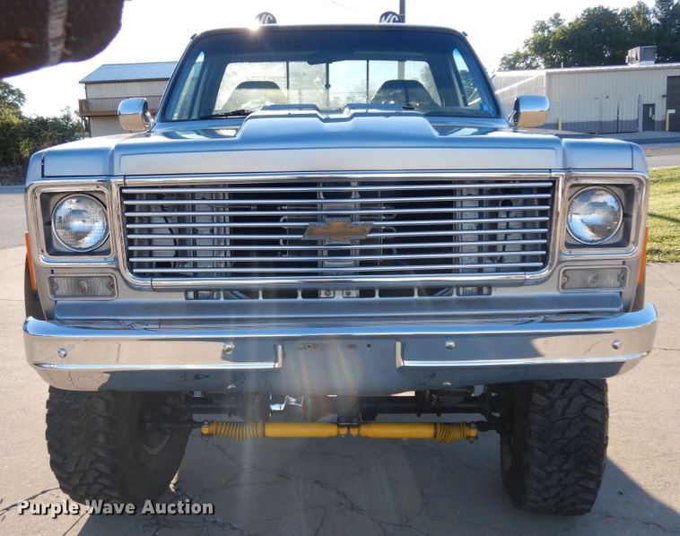 image for item KU9140 1976 Chevrolet K10  pickup truck