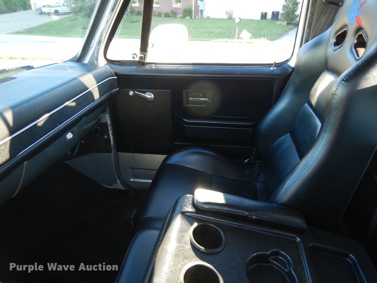 image for item KU9140 1976 Chevrolet K10  pickup truck