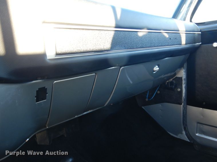 image for item KU9140 1976 Chevrolet K10  pickup truck