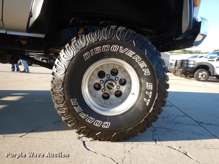 image for item KU9140 1976 Chevrolet K10  pickup truck