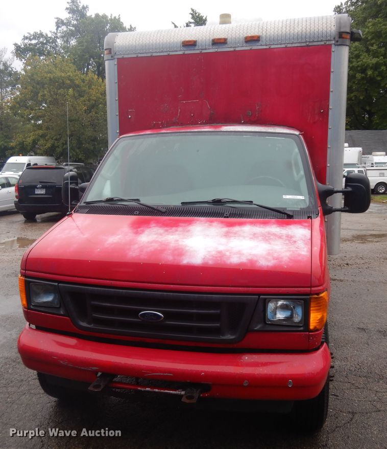 image for item KU9144 2005 Ford E450  box truck