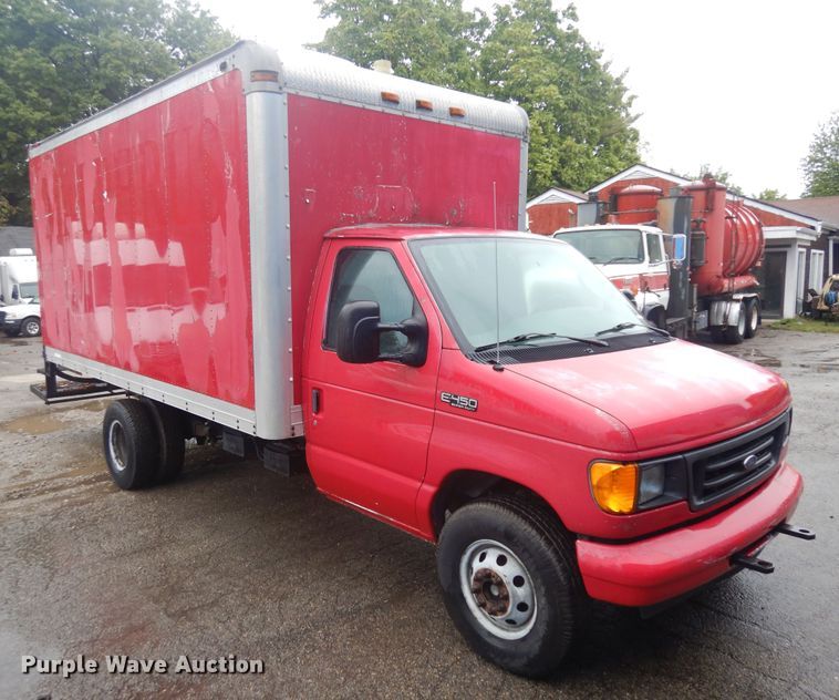 image for item KU9144 2005 Ford E450  box truck