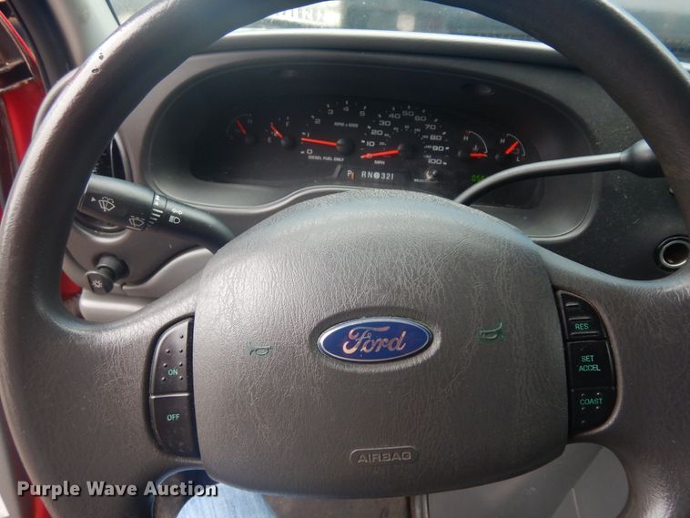 image for item KU9144 2005 Ford E450  box truck