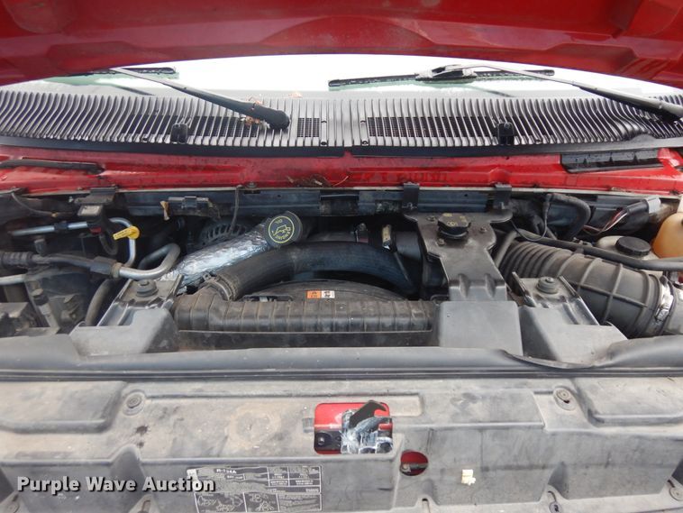 image for item KU9144 2005 Ford E450  box truck