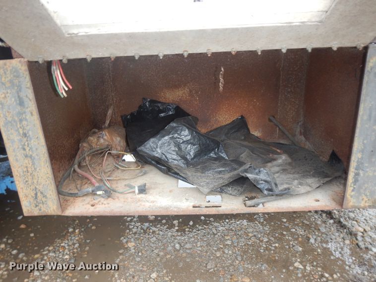 image for item KU9144 2005 Ford E450  box truck