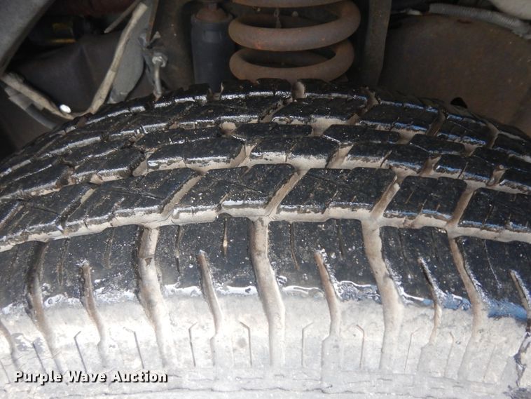 image for item KU9144 2005 Ford E450  box truck