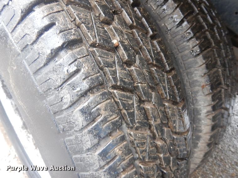 image for item KU9144 2005 Ford E450  box truck