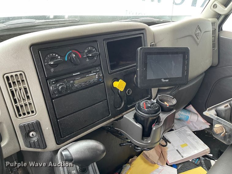 image for item KU9145 2015 International Dura Star 4300  box truck