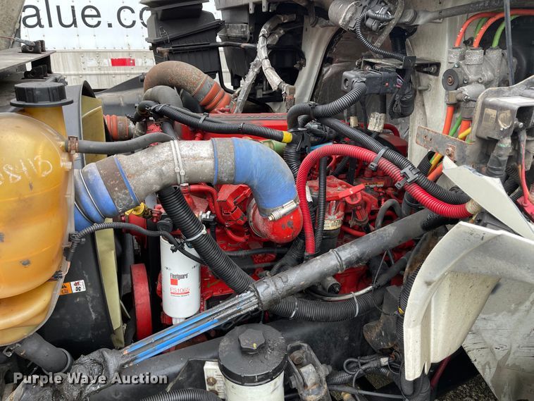 image for item KU9145 2015 International Dura Star 4300  box truck