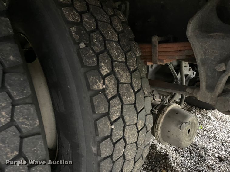 image for item KU9145 2015 International Dura Star 4300  box truck