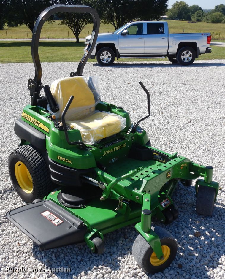 image for item KU9160 2008 John Deere Z850A  ZTR lawn mower