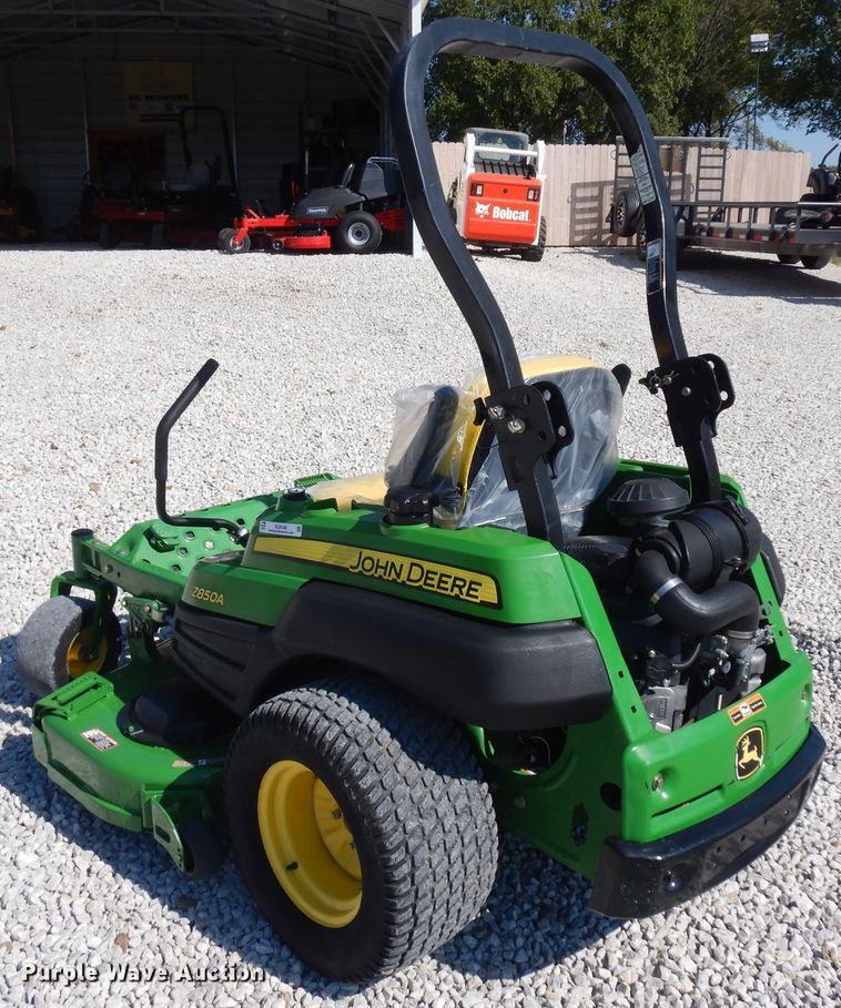 image for item KU9160 2008 John Deere Z850A  ZTR lawn mower