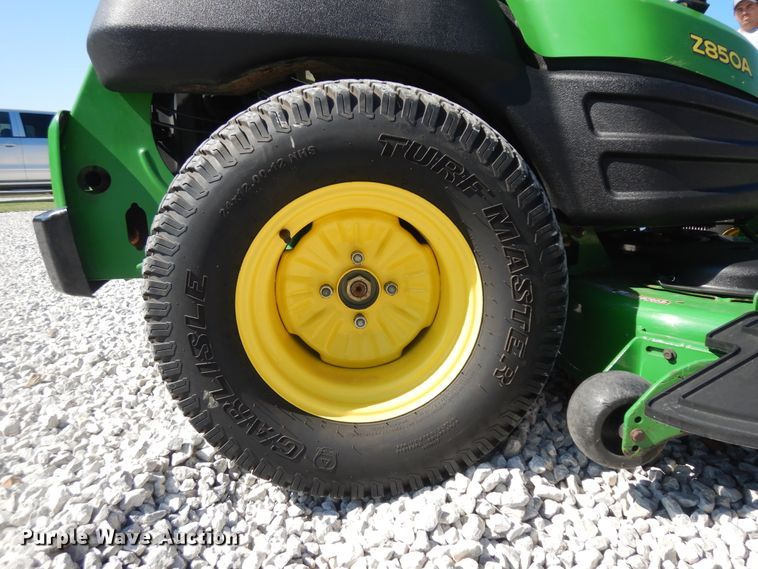 image for item KU9160 2008 John Deere Z850A  ZTR lawn mower