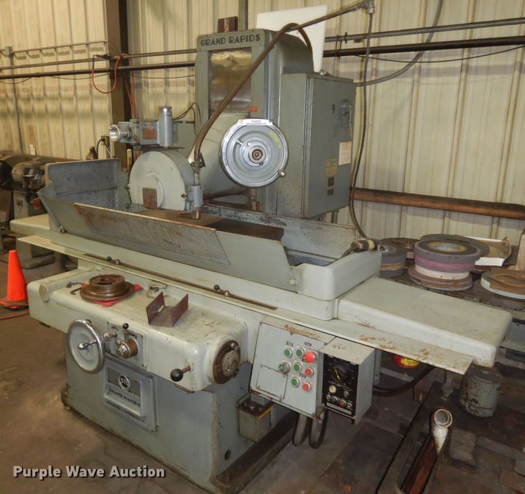 image for item KU9255 1974 Grand Rapids 570  grinder