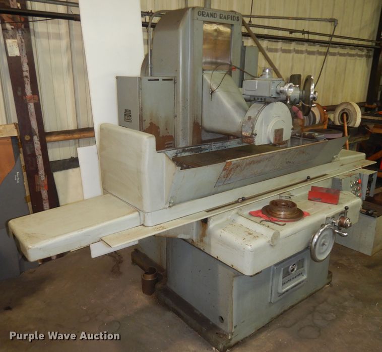 image for item KU9255 1974 Grand Rapids 570  grinder