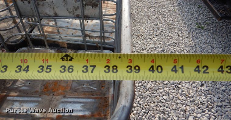 image for item KX9301 (6) tote cages