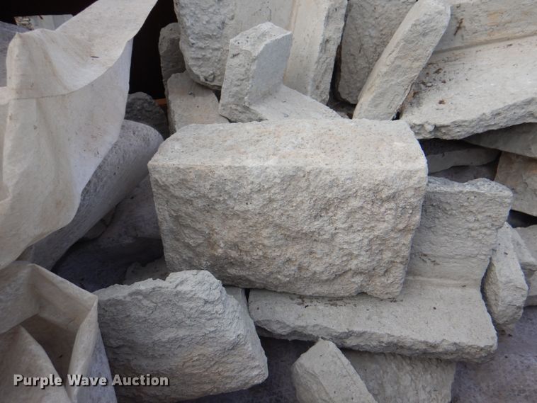 image for item KX9303 (4) pallets of cultured stone