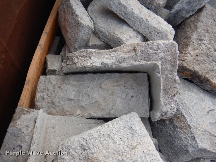 image for item KX9303 (4) pallets of cultured stone