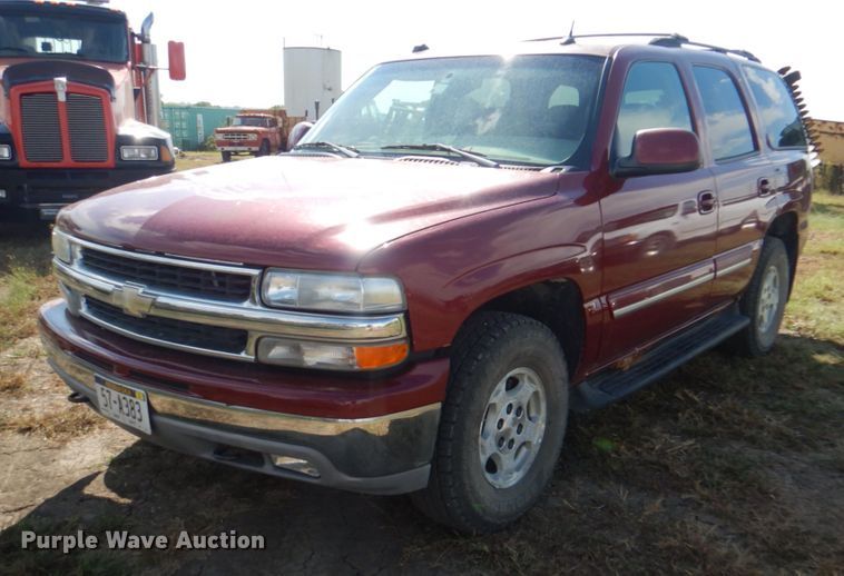 image for item KX9362 2004 Chevrolet Tahoe  SUV