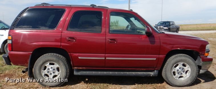 image for item KX9362 2004 Chevrolet Tahoe  SUV