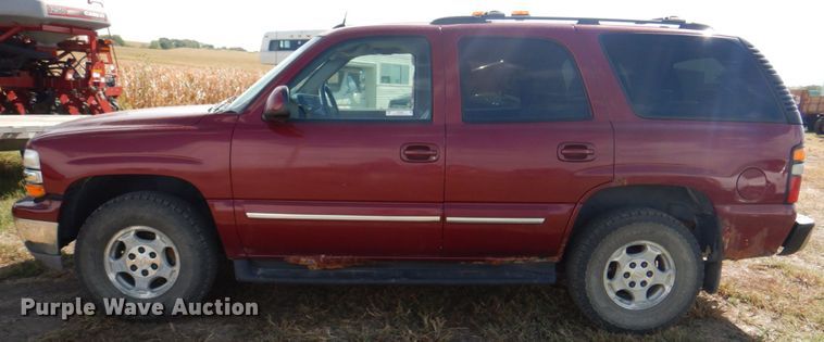 image for item KX9362 2004 Chevrolet Tahoe  SUV