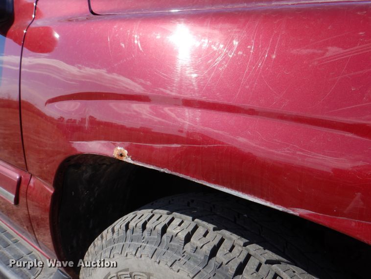 image for item KX9362 2004 Chevrolet Tahoe  SUV