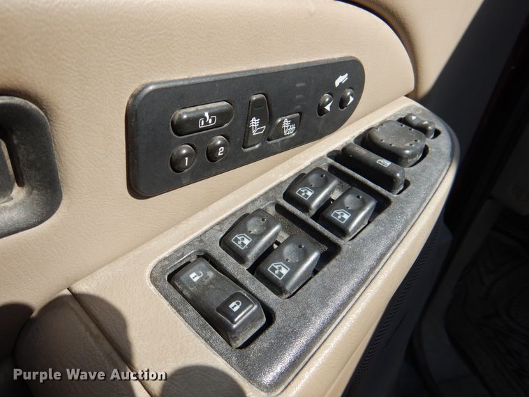 image for item KX9362 2004 Chevrolet Tahoe  SUV