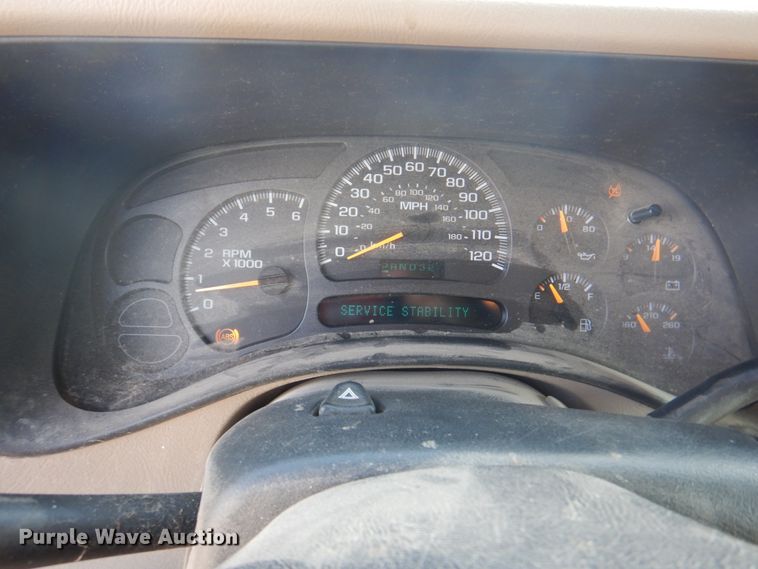 image for item KX9362 2004 Chevrolet Tahoe  SUV