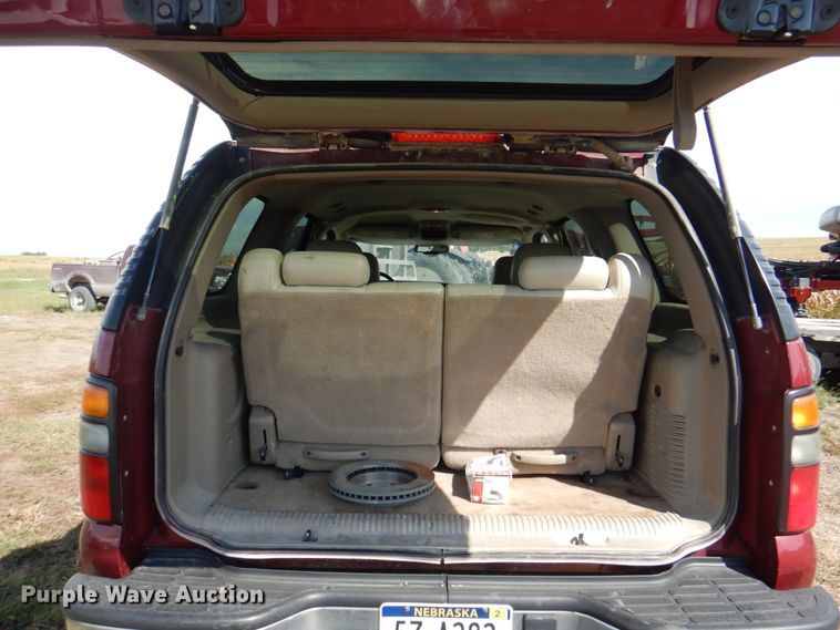 image for item KX9362 2004 Chevrolet Tahoe  SUV