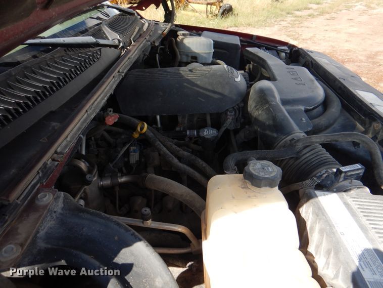 image for item KX9362 2004 Chevrolet Tahoe  SUV