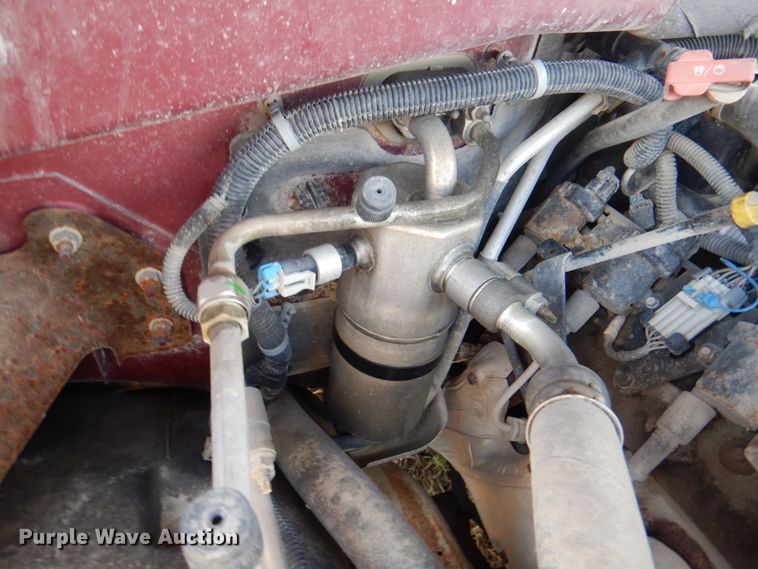 image for item KX9362 2004 Chevrolet Tahoe  SUV