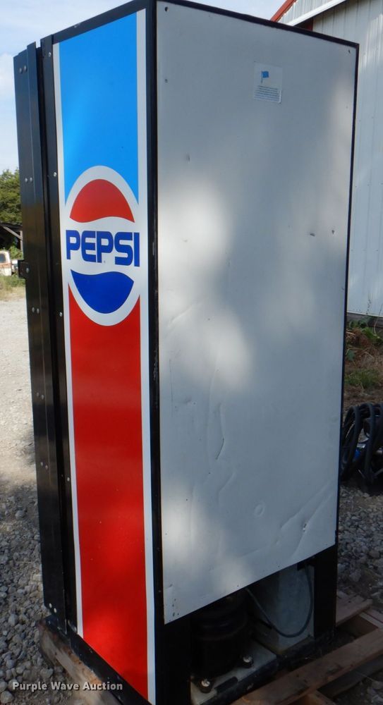 image for item KX9369 Dixie-Narco  vending machine