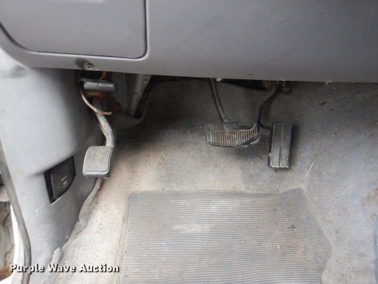 image for item KX9372 1994 Ford Bronco XLT  SUV