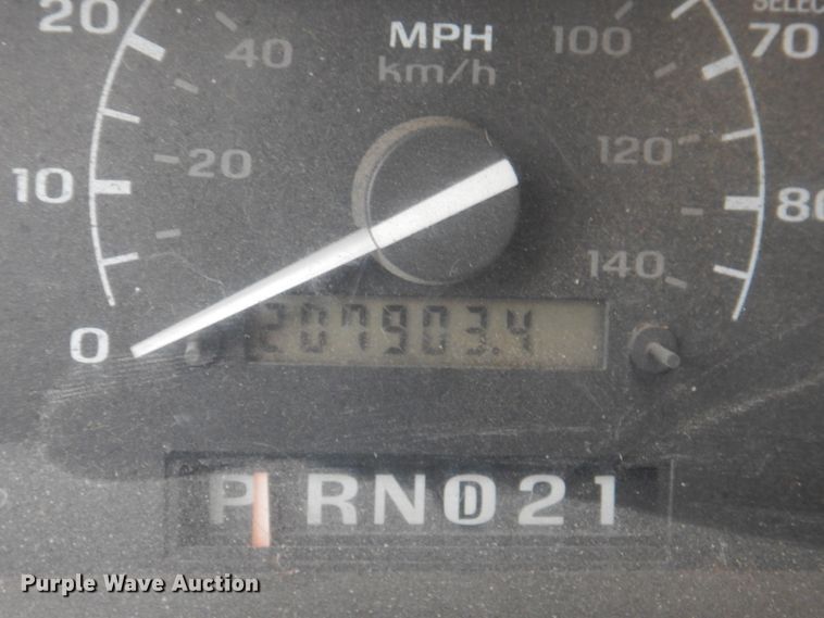 image for item KX9372 1994 Ford Bronco XLT  SUV