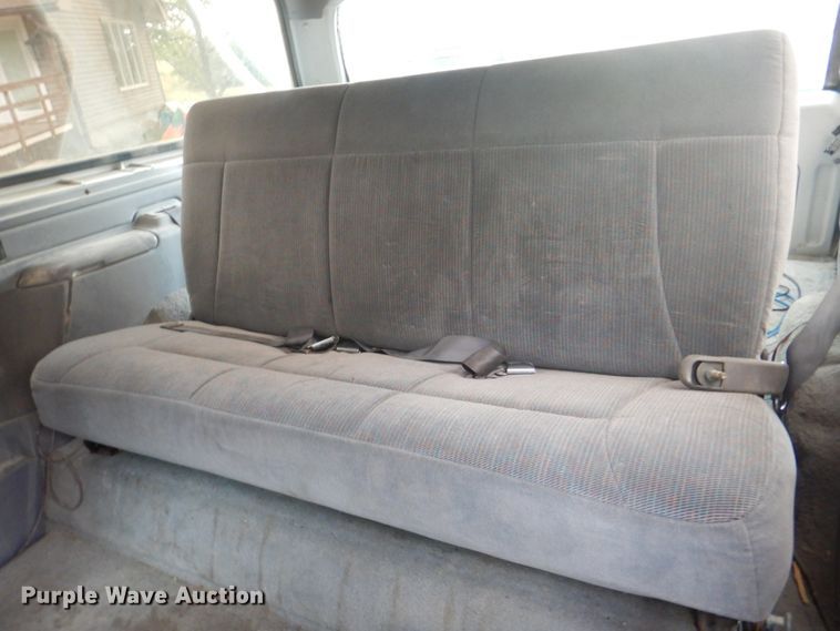 image for item KX9372 1994 Ford Bronco XLT  SUV