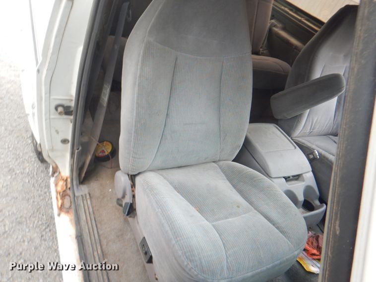 image for item KX9372 1994 Ford Bronco XLT  SUV