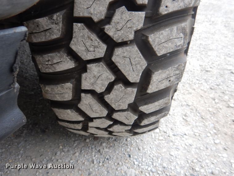 image for item KX9372 1994 Ford Bronco XLT  SUV