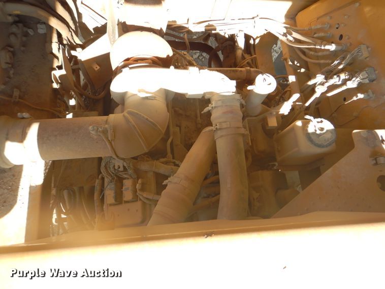 image for item DG1717 2004 Caterpillar 769D  haul truck