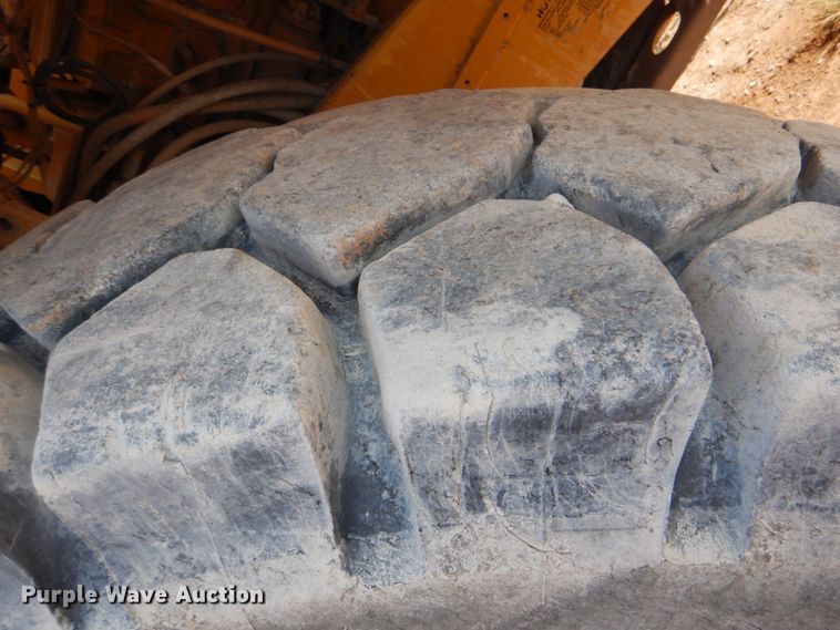 image for item DG1717 2004 Caterpillar 769D  haul truck