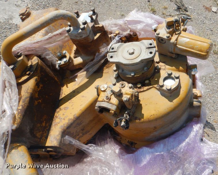 image for item DG1717 2004 Caterpillar 769D  haul truck