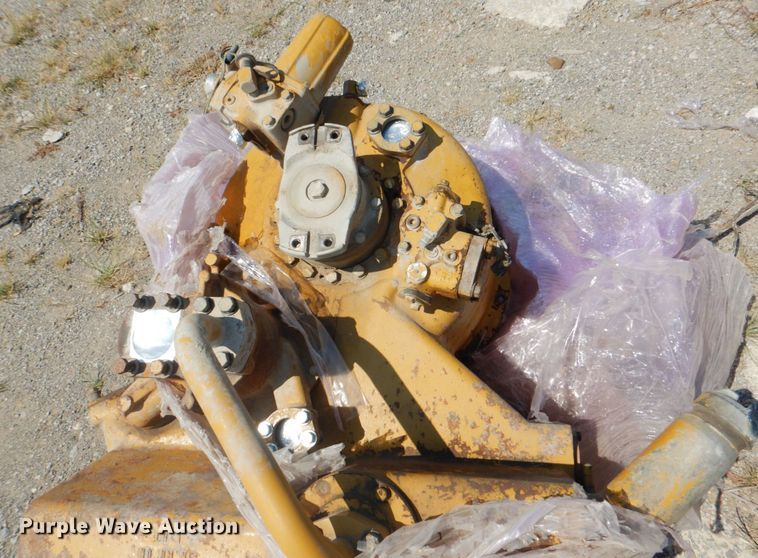 image for item DG1717 2004 Caterpillar 769D  haul truck